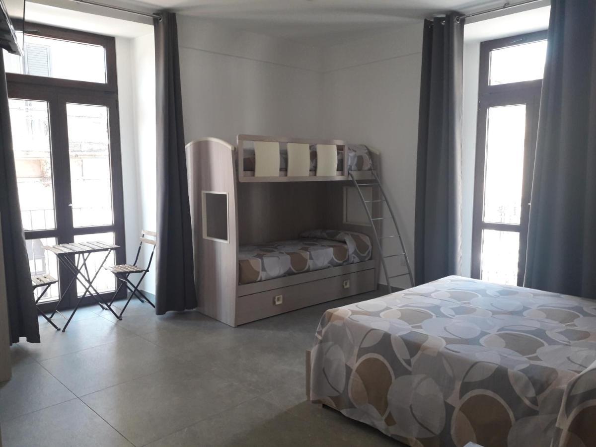 Saponaria B&B Катания Екстериор снимка